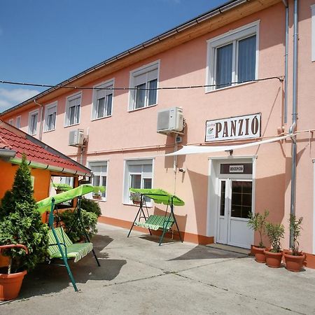زينتيس Central Panzio المظهر الخارجي الصورة